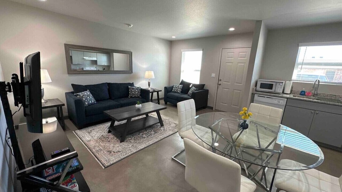 Clovis Apartment | All Brand New! Charming and Cozy Apartment