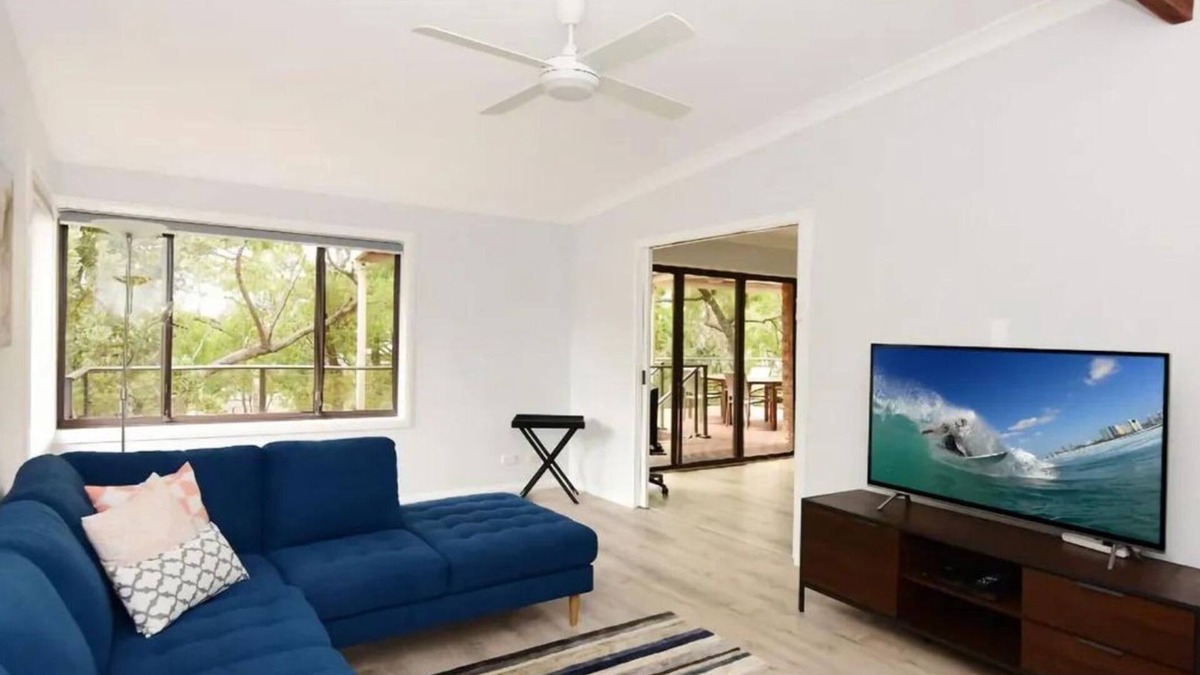 Hyams Beach House | All Decked Out at Hyams Beach by Experience Jervis
