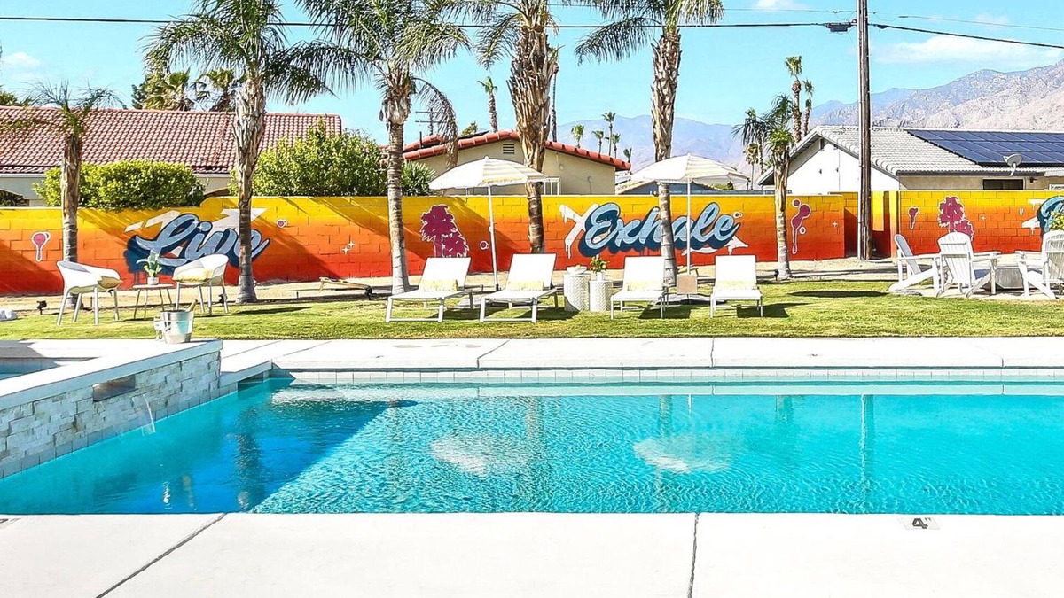 Racquet Club South Villa | All-Inclusive Pickleball Villa! Downtown/Volleyball Court/Heated Pool/Spa