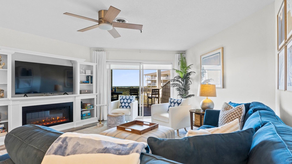 Tranquil Harbour Condo | All NEW! Oceanfront Bliss! 50 Steps ToThe Beach, Big Pool, Great Views.