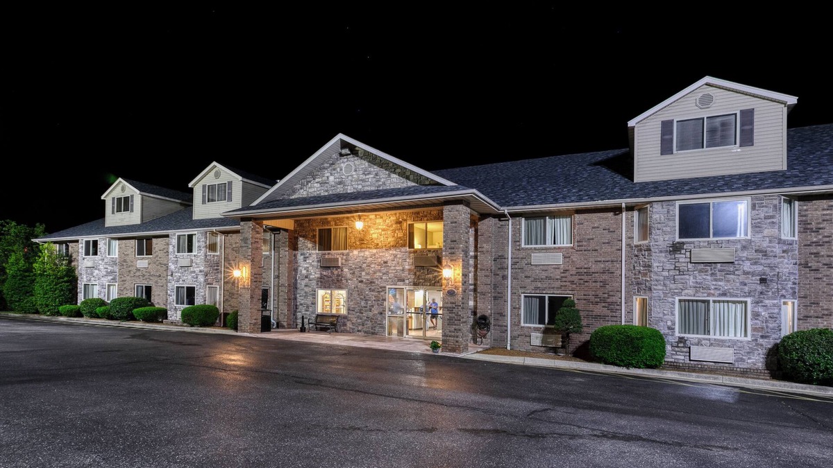St. Robert Apartment | All Towne Suites