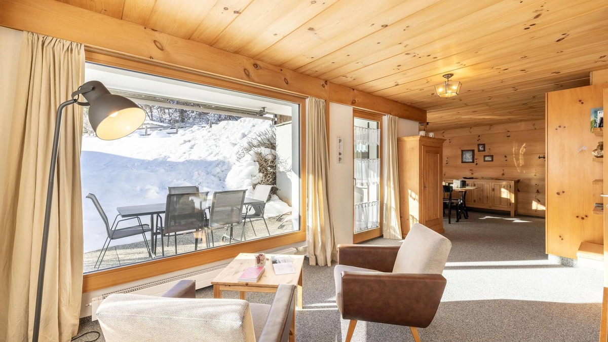 Engadin Scoul Apartment | Allegra und Herzlich Willkommen in der Ferienwohnung Chasa Val Parterre