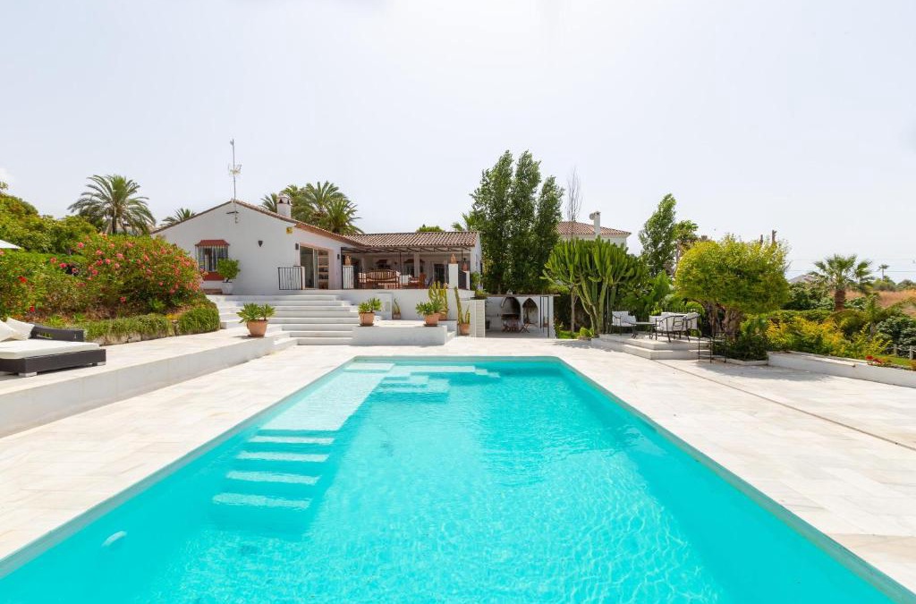 New Golden Mile House | Almijan Alegria