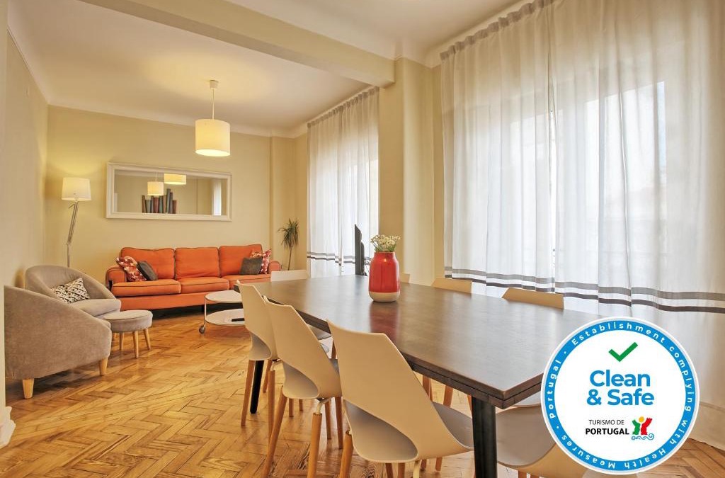 Sao Jorge de Arroios Apartment | Almirante Top Floor/Almirante Reis Avenue
