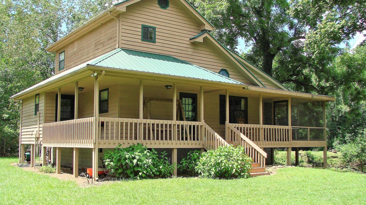 Murphy Cabin | Almost Heaven - A perfect riverfront getaway in Western NC