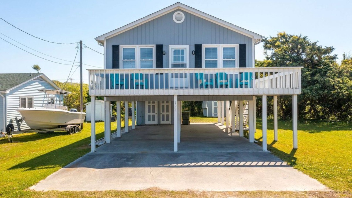 Atlantic Beach Cottage | Almost Phamily! - 2 bedroom cottage in Atlantic Beach
