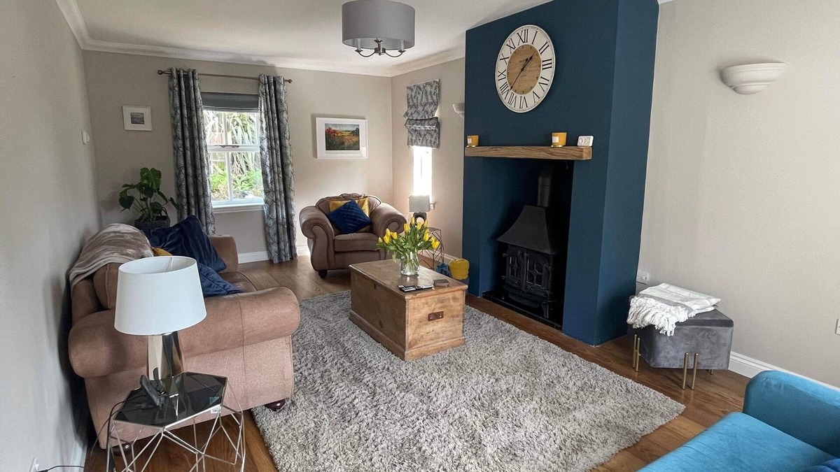 Alnmouth House | Alnmouth Close to beach with Private parking.