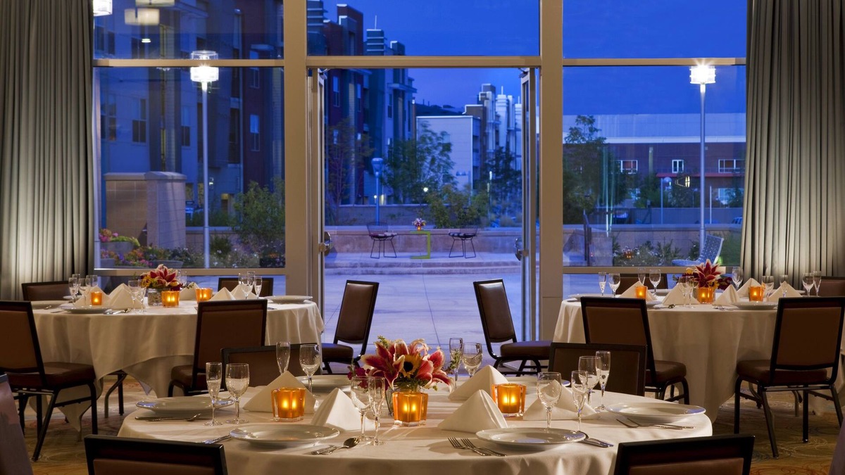 Broomfield Hotel | Aloft Broomfield Denver