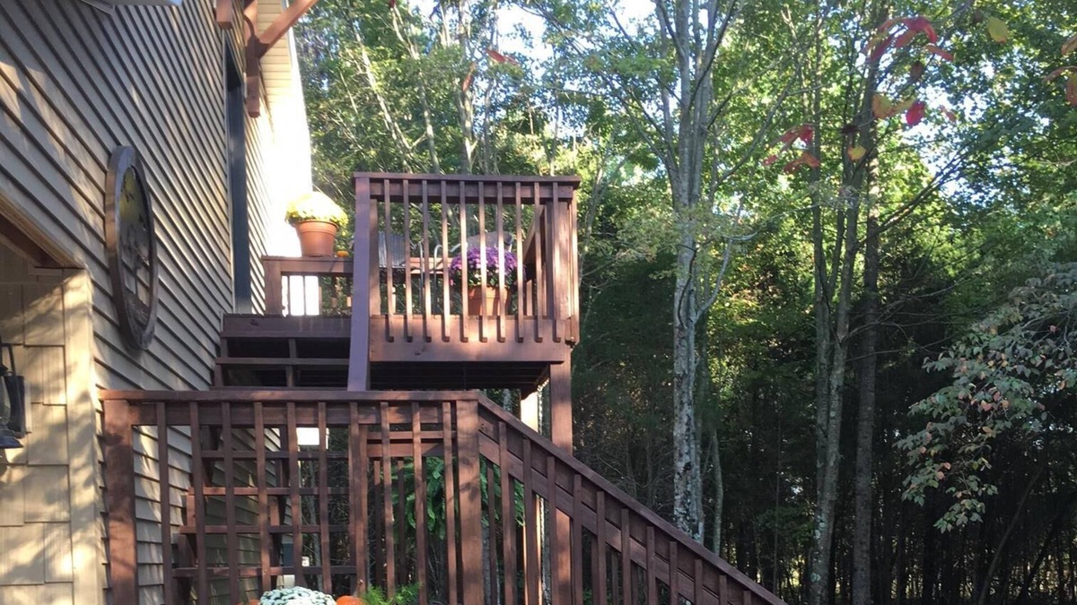 Paoli Apartment | Aloft near the Hoosier National Forest