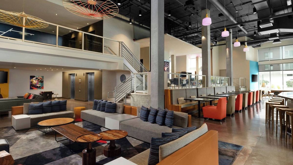 Overlake Hotel | Aloft Seattle Redmond
