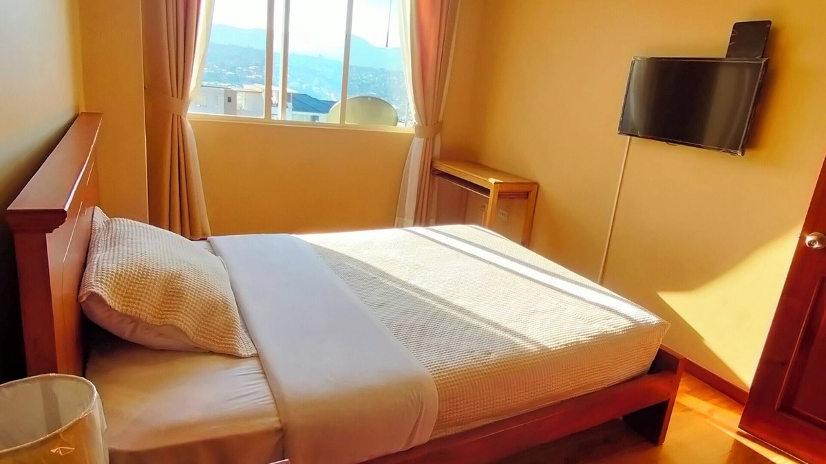 Loja Apartment | Alojamiento Junto al Bosque Pucará en Loja y Central. Naturaleza y Seguridad