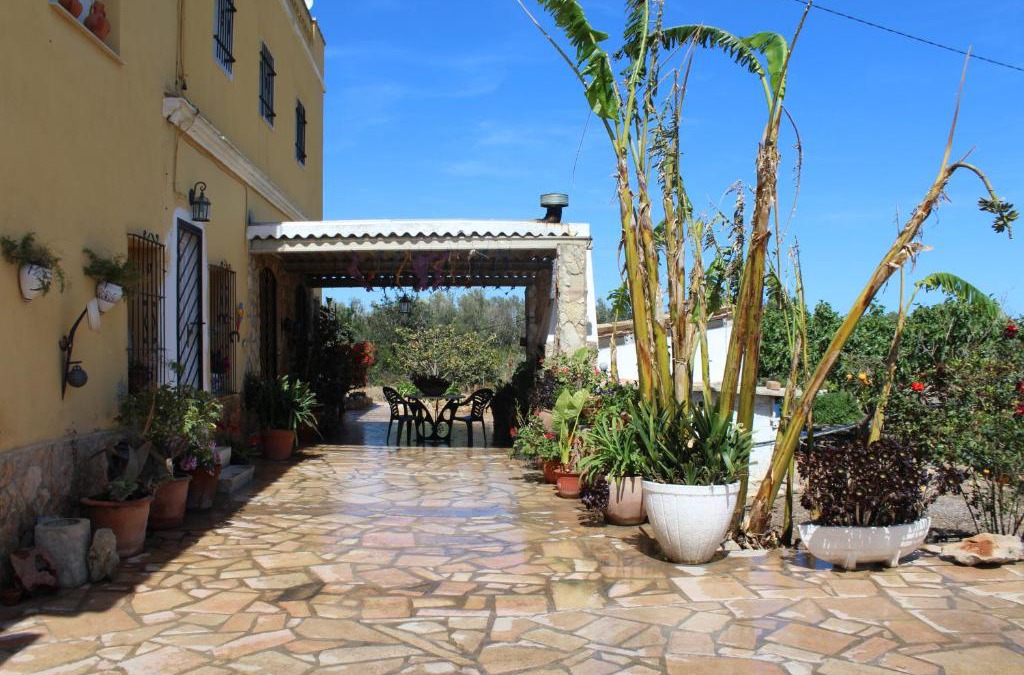 L'Ampolla Apartment | Alojamiento rural Masía Valldepérez