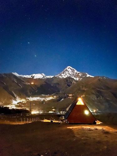 Stepantsminda Villa | Alone Cottage Kazbegi