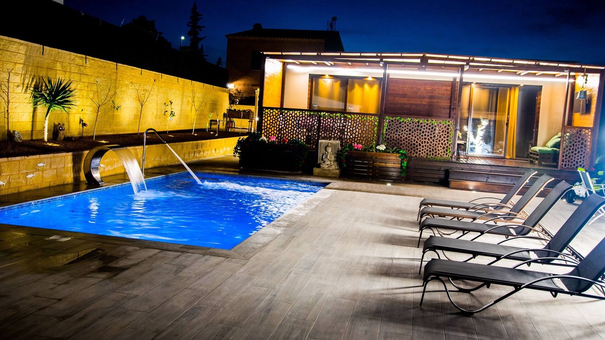 Villajoyosa Villa | Alonis Suites Satori - Family Villa with Jacuzzi, Pool and BBQ