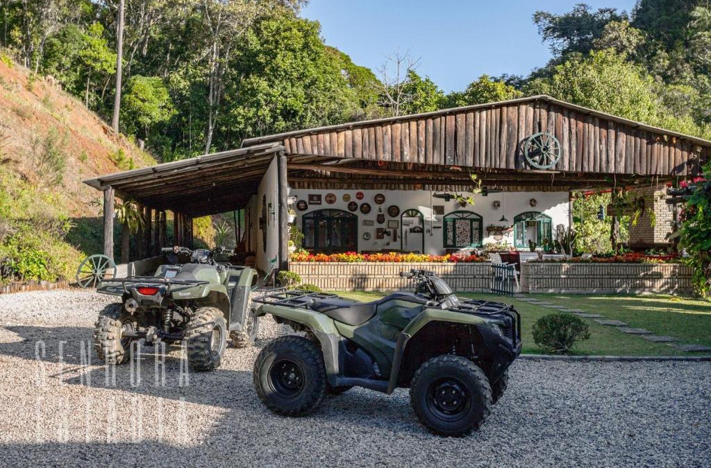Sao Pedro de Alcantara House | Alpen Ville Farmhouse with Unforgettable Pool