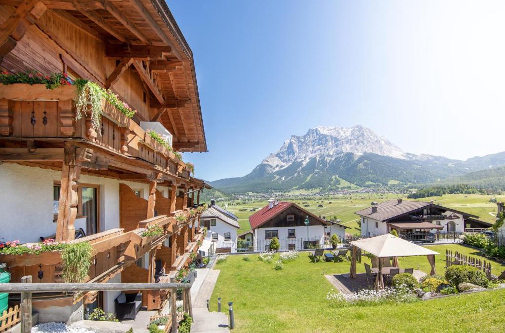 Lermoos House | Alpenhof