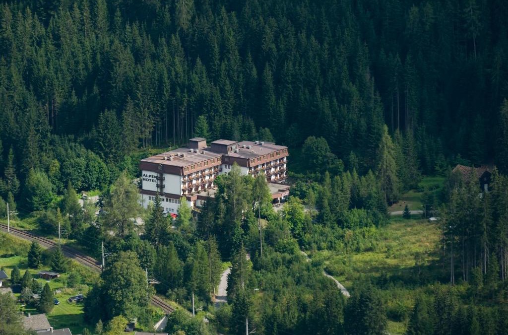Arnbach Hotel | Alpenhotel Weitlanbrunn