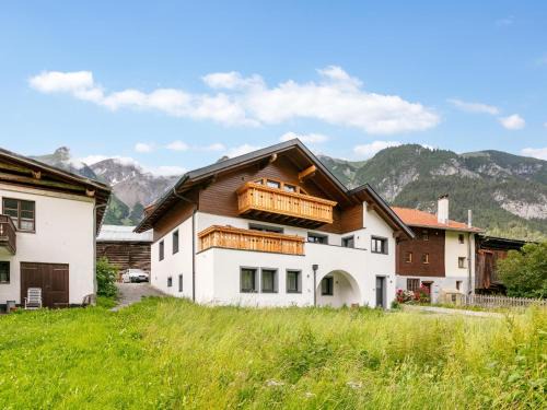 Pettneu am Arlberg Apartment | Alpenlodge Pettneu Lodge XL