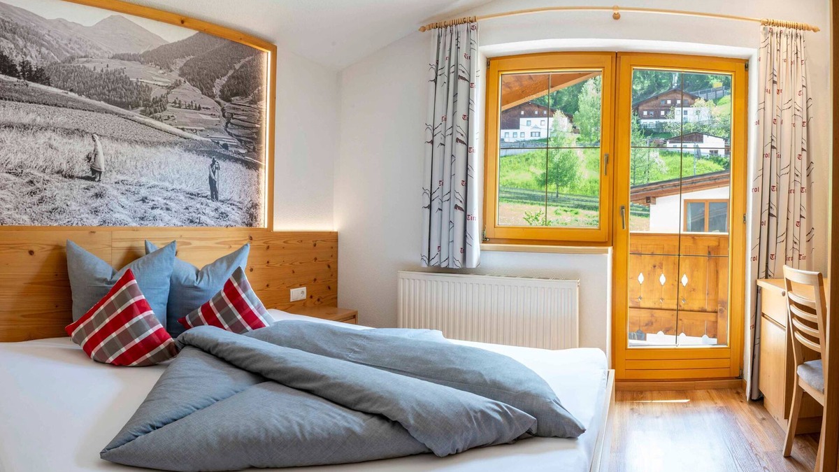 Nauders Apartment | Alpenrose - Farm Wolf