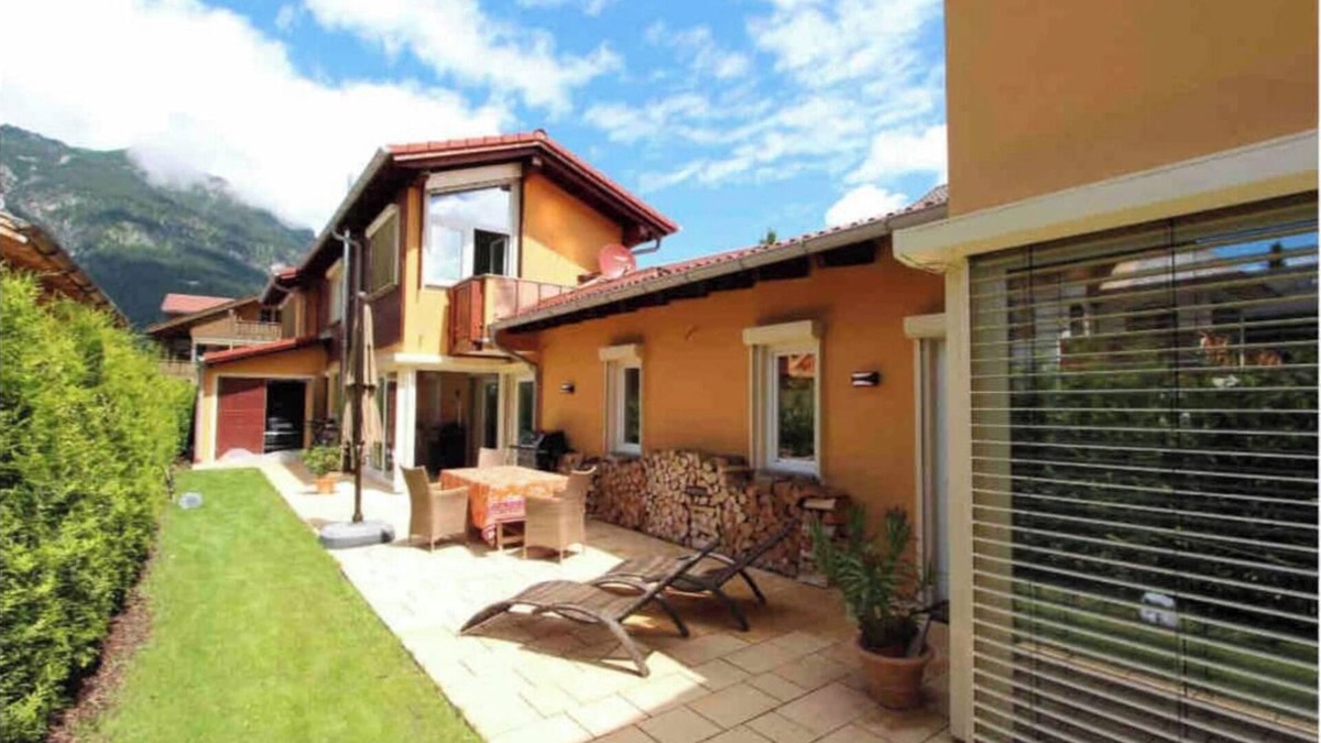 Garmisch-Partenkirchen Villa | Alpine Escape Holiday Home with Mountain View