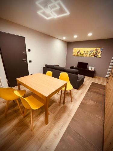Pont-Saint-Martin Apartment | Alpine Hut