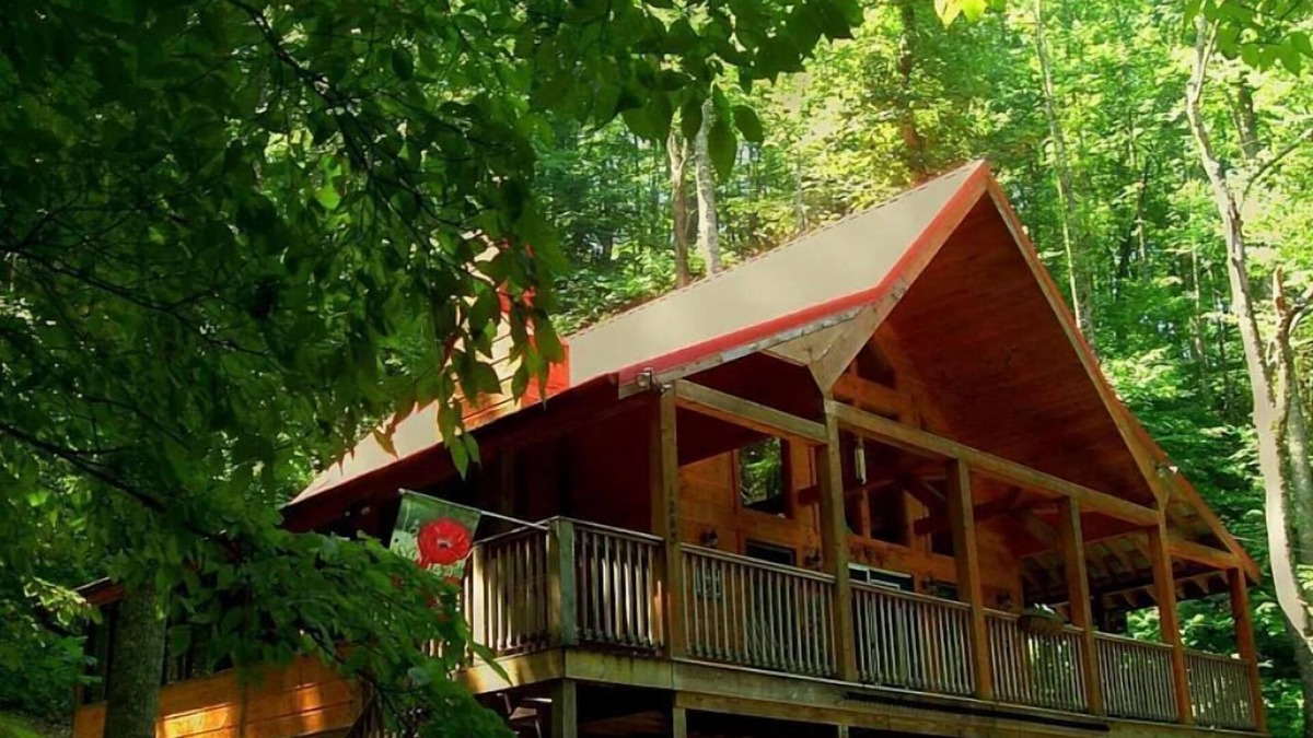 Townsend Cabin | Alpine Joy, Hot Tub, Lake Access, “Cozy Cabin Retreat in the Smokies
