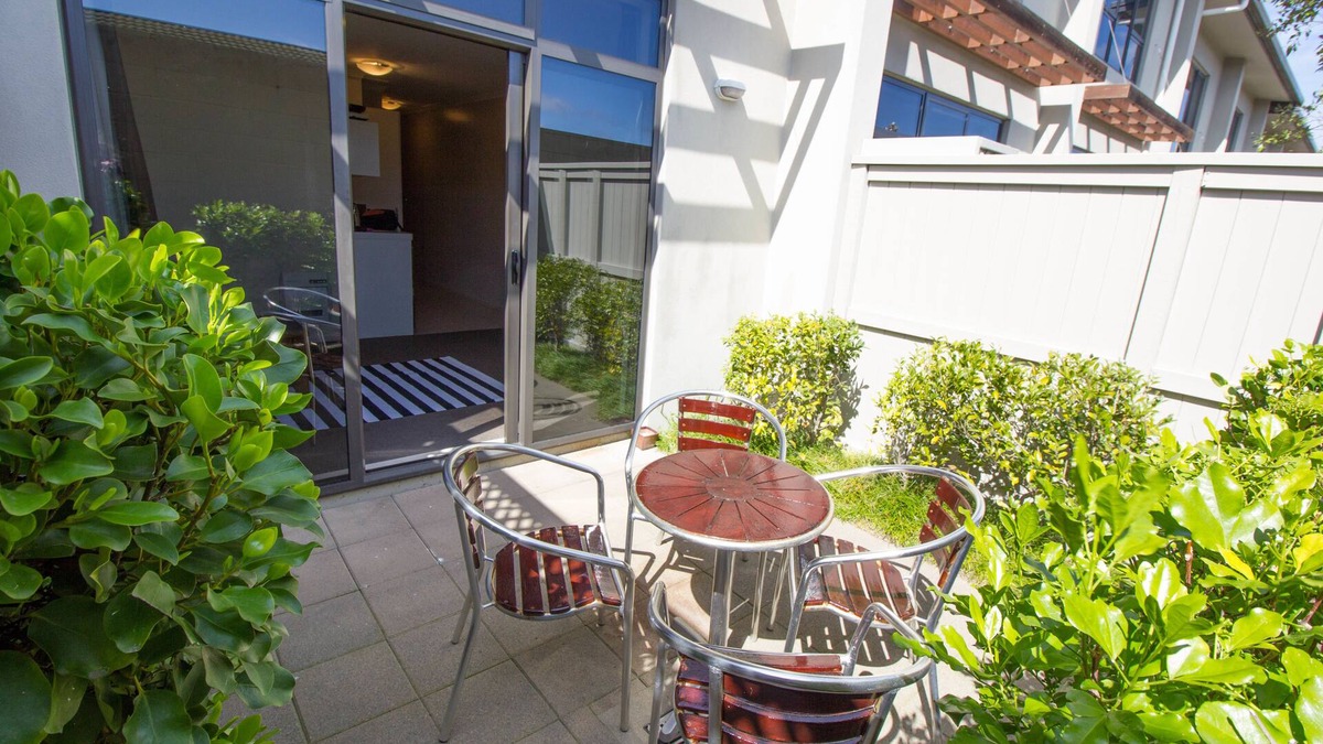 Taupo Hotel | Alpine Lake Motor Lodge