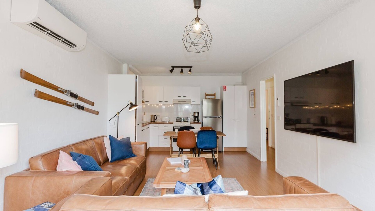 Jindabyne Apartment | Alpine Mountain View - 24/13-15 Kirwan Close