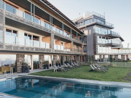 Treffen Hotel | Alpinhotel Pacheiner