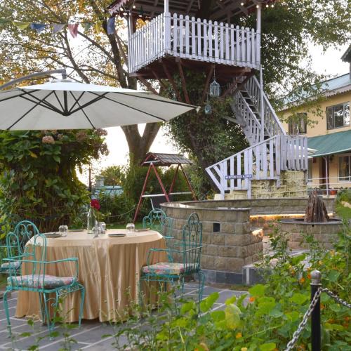 Dalhousie Hotel | Alps Resort
