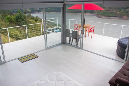 Bata House | Altavista Tinyhouse