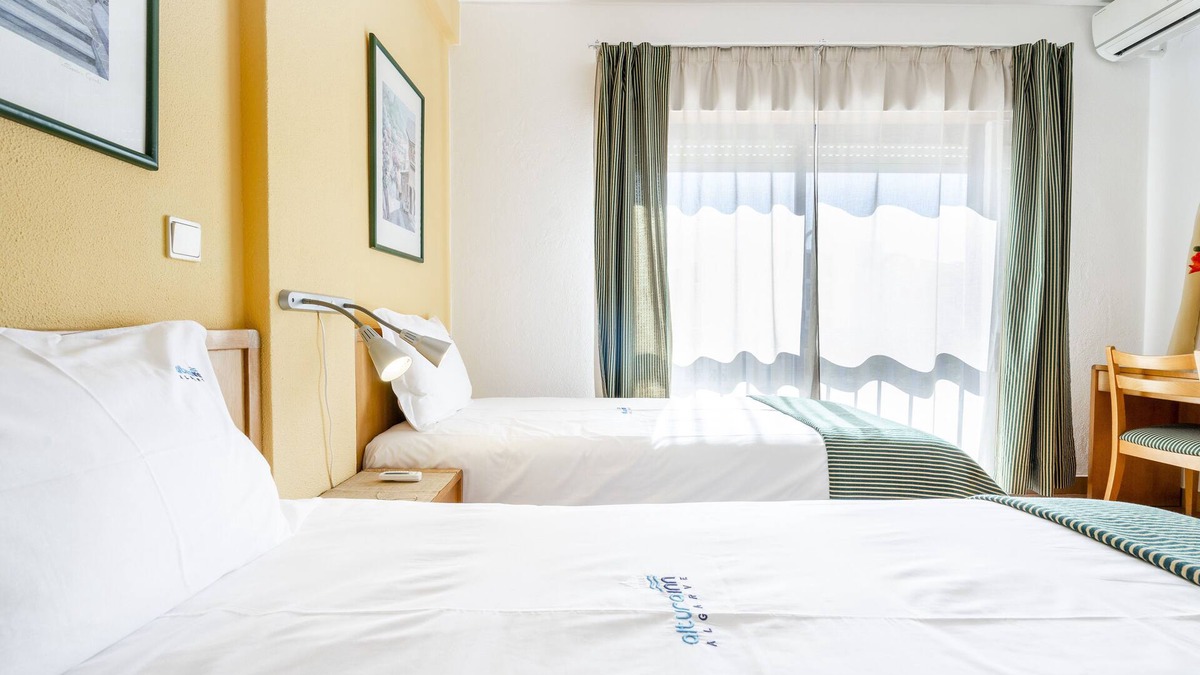 Altura Apartment | Altura Inn Beach - Sol, na Praia, Varanda, Free Wifi e Ar Condicionado