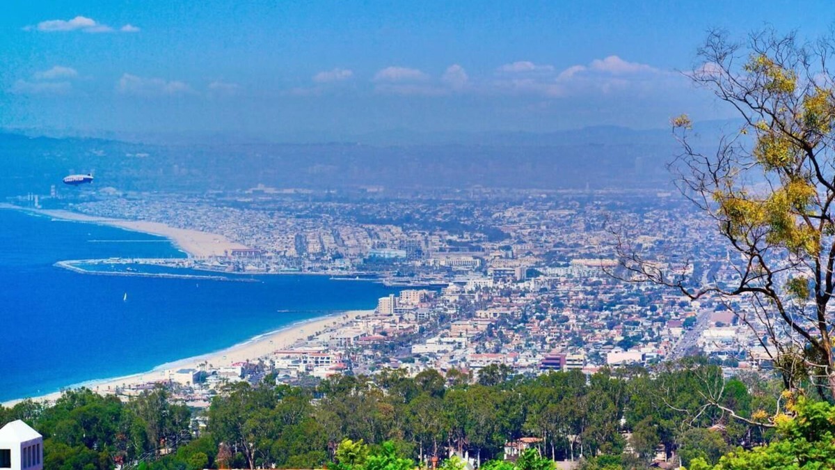 Torrance House | Always a Great Idea To Unwind! Pets Allowed, Free Public Parking
