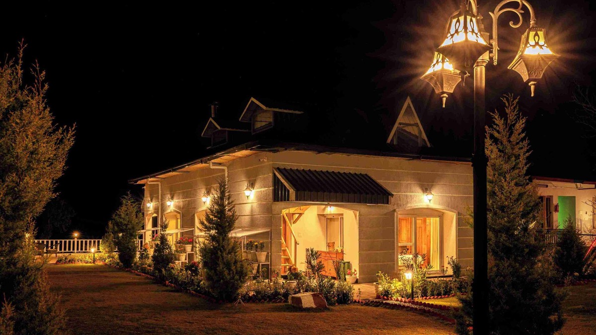 Kempty Range Villa | amã Stays & Trails Barefoot Bungalow, Dhanaulti