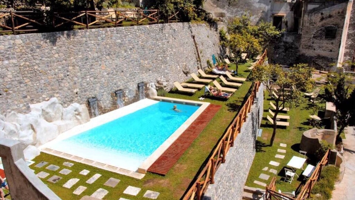 Amalfi Apartment | AMALFIVACATION.IT Loft with private terrace with Pool