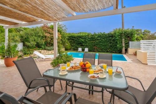 Vasilikiadhes House | Amalia's House Fiskardo