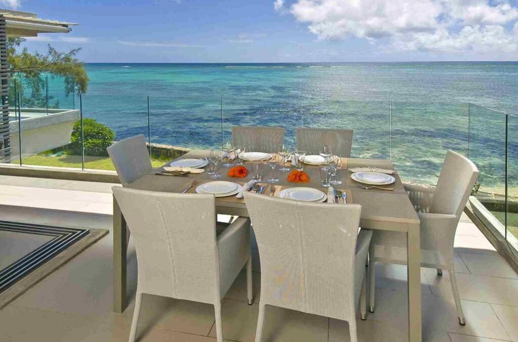 Pereybere Apartment | Amaranth I: Three bedroom beach apartment with rooftop pool