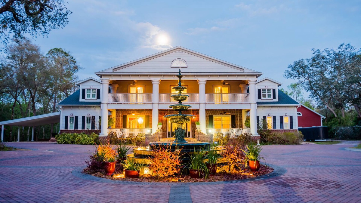 Ormond Beach House | Amarula Spa 8 Bedroom/11 acres on the Tomoka River in Daytona Beach Area