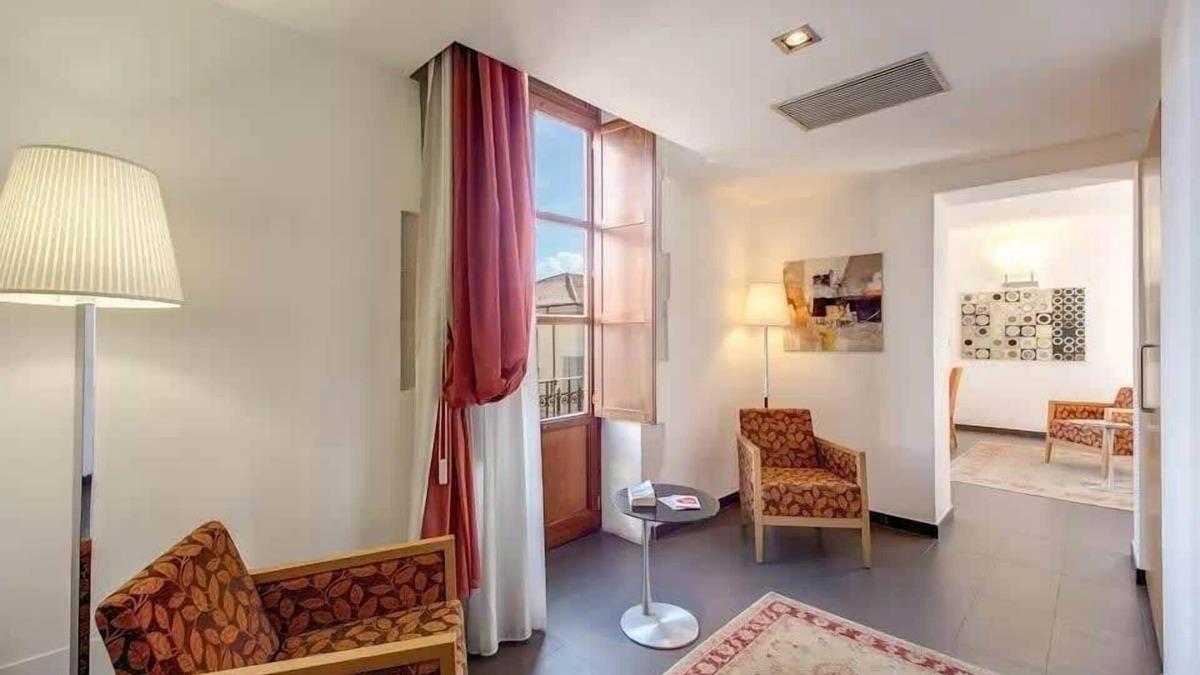 Santa Lucia Apartment | Amazing 1BR Suite Magic Location in Syracuse
