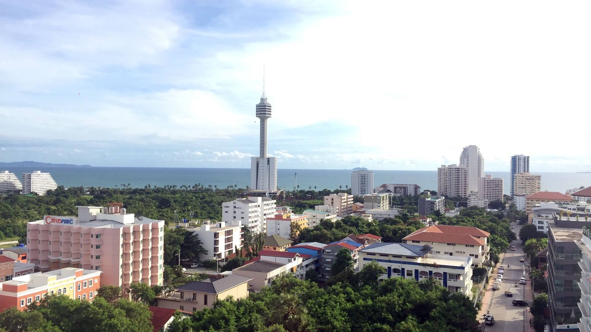 Pratumnak Hill Condo | Amazing 2 BDR in ♥ Pattaya Near Beach & Walking Street