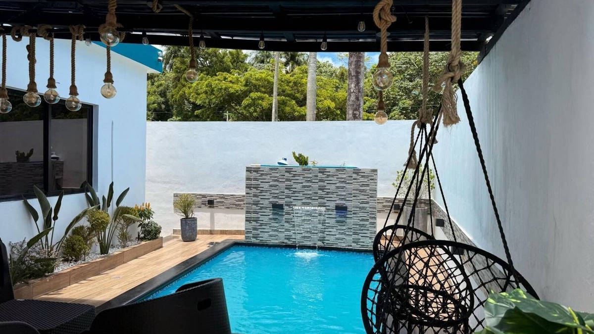 Munoz Villa | Amazing 3-bedroom Villa Del SOL