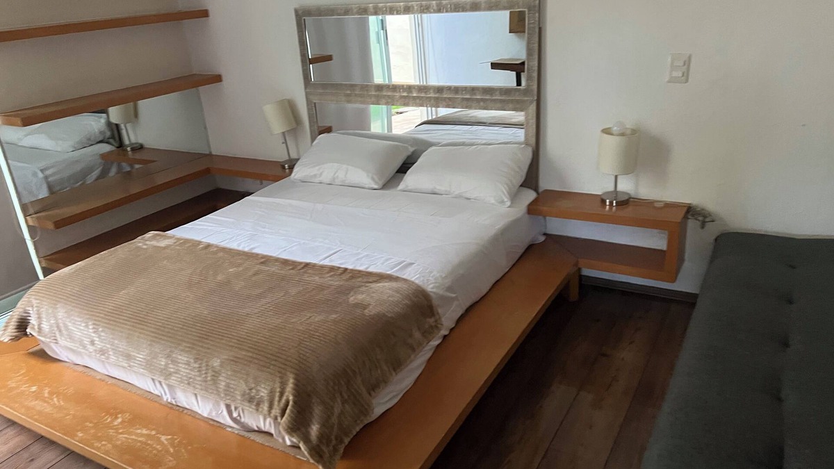 Guadalajara House | Amazing 4 Lofts Space For 16