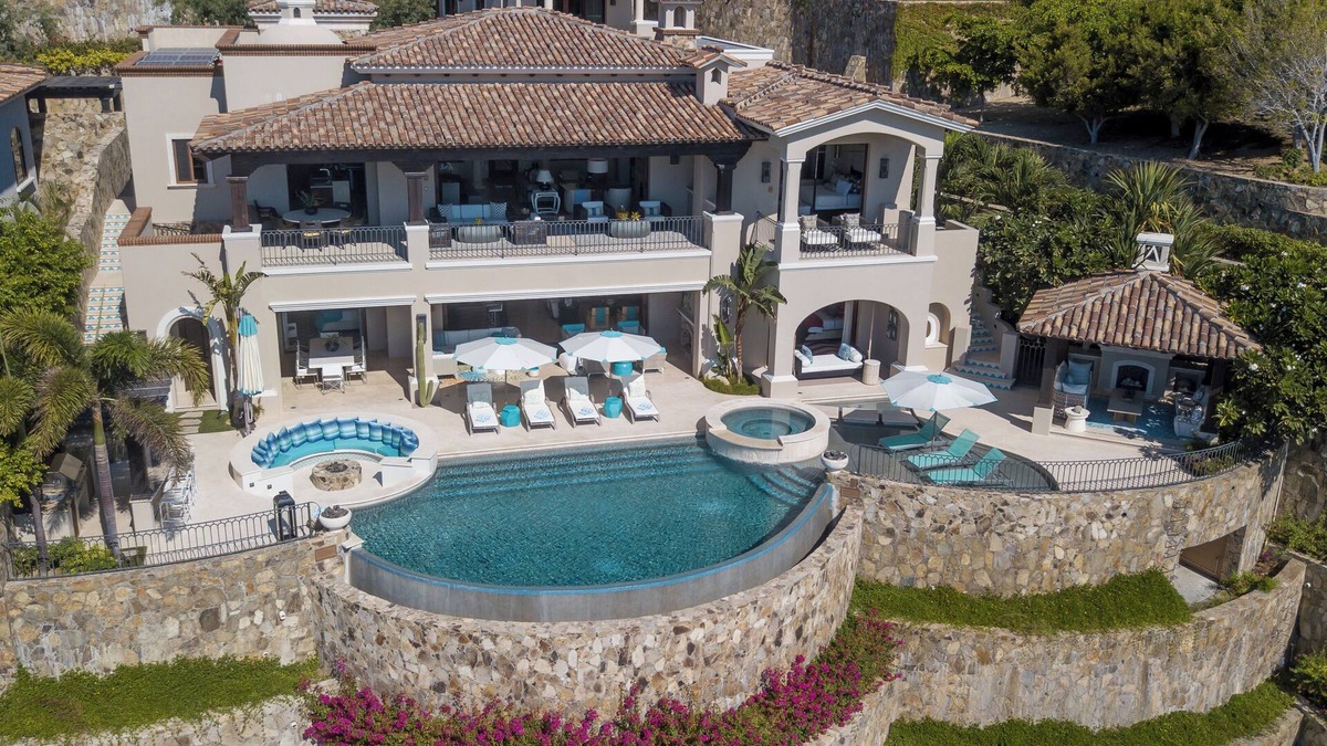 Palmilla Villa | Amazing 6 Bedroom Property in Villas del Mar