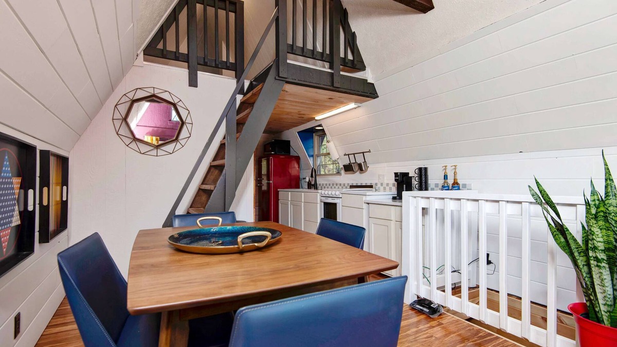 Lampe Cabin | Amazing A frame Getaway w/Infrared Sauna