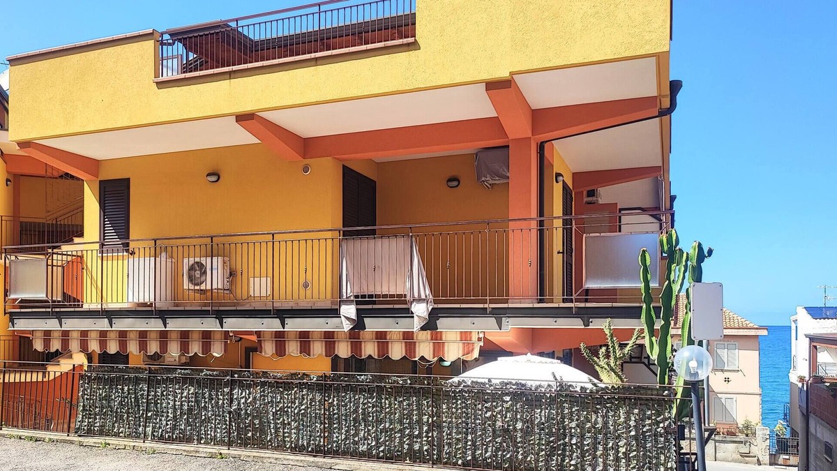Marina di Caronia Apartment | Amazing apartment in Caronia Marina with WiFi