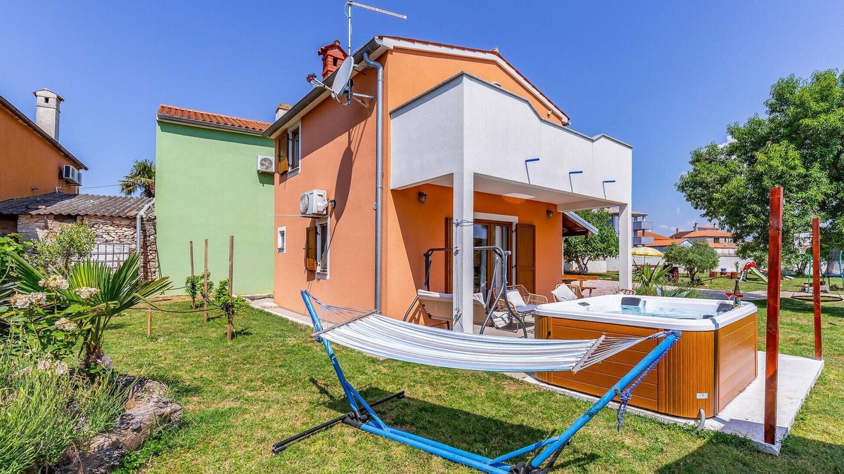 Liznjan Apartment | Amazing apartment in Pula with WiFi