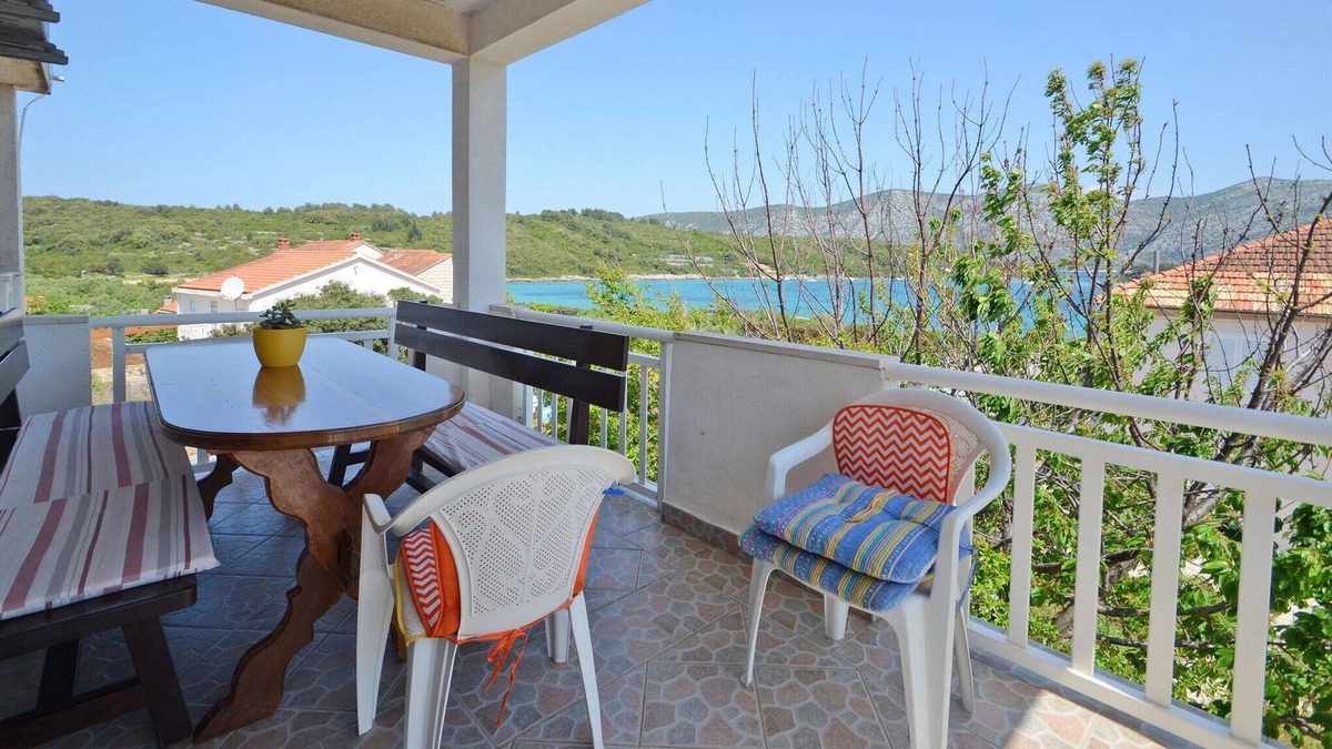 Kneza Apartment | Amazing Apartment in Racisce With Wifi and 3 Bedrooms