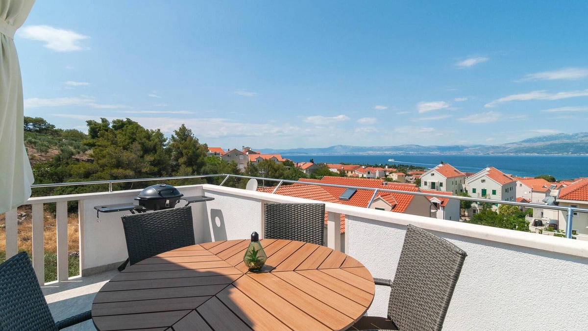 Supetar Apartment | Amazing apartment in Supetar with WiFi