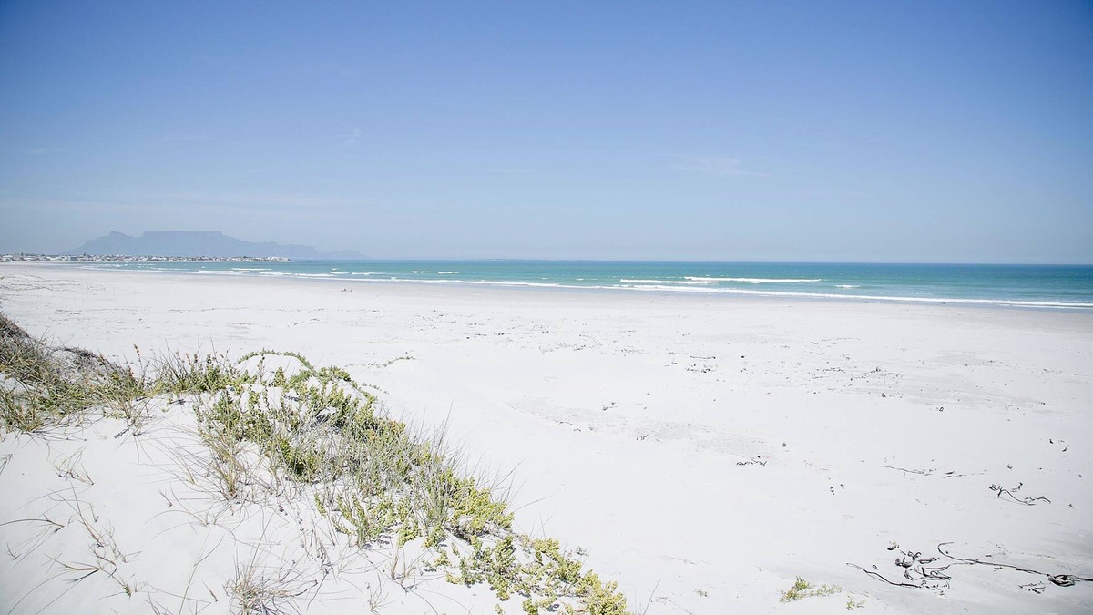 Melkbosstrand House | Amazing beach house in Melkbos!