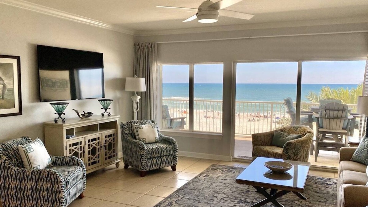 Orange Beach Condo | Amazing Beachfront Rental with Beach Chair Service Included!